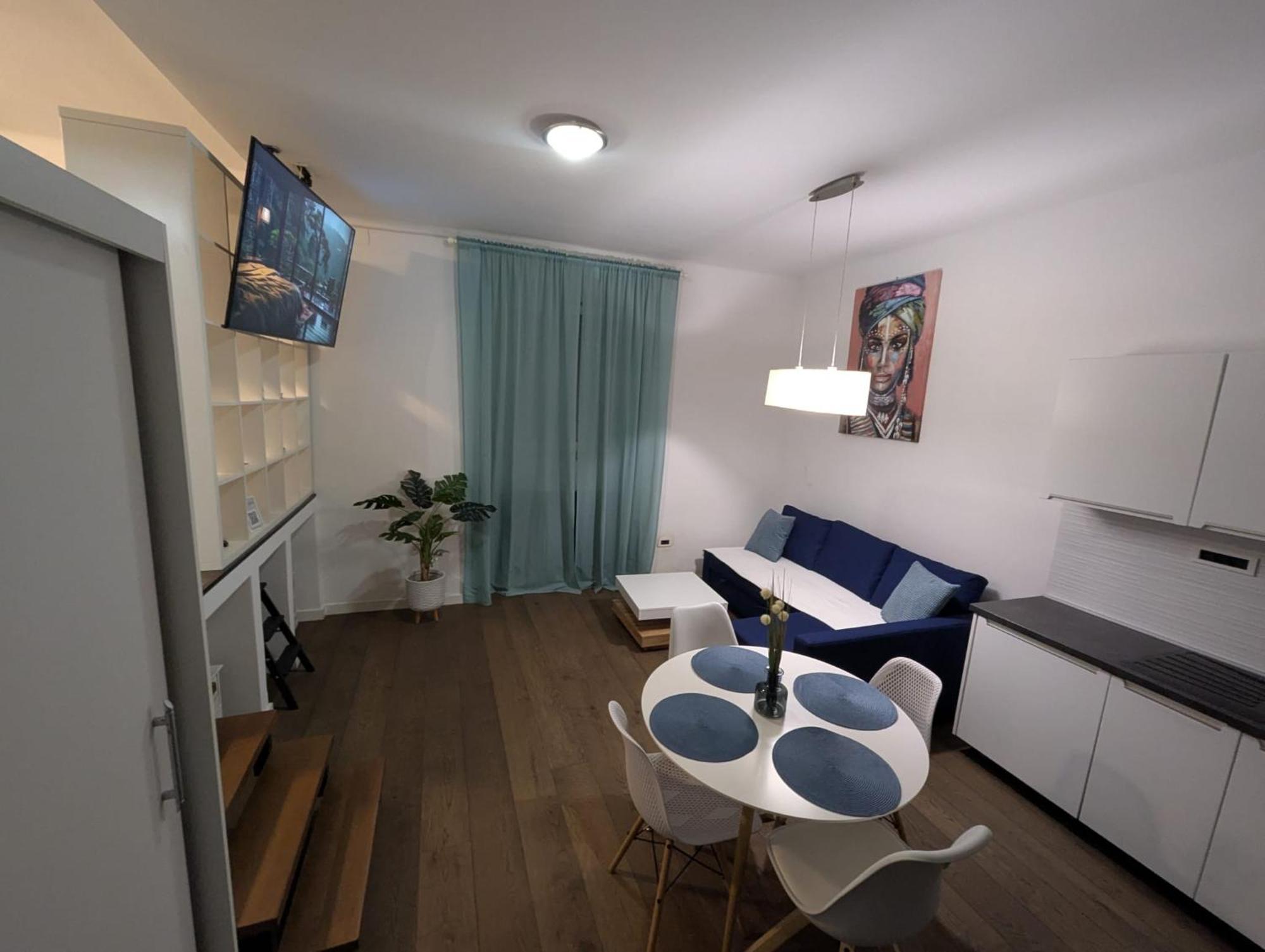 Fantabulous Downtown Abode W King Bed, 65" Tv, Washer And Tumble Dryer Záhřeb Exteriér fotografie